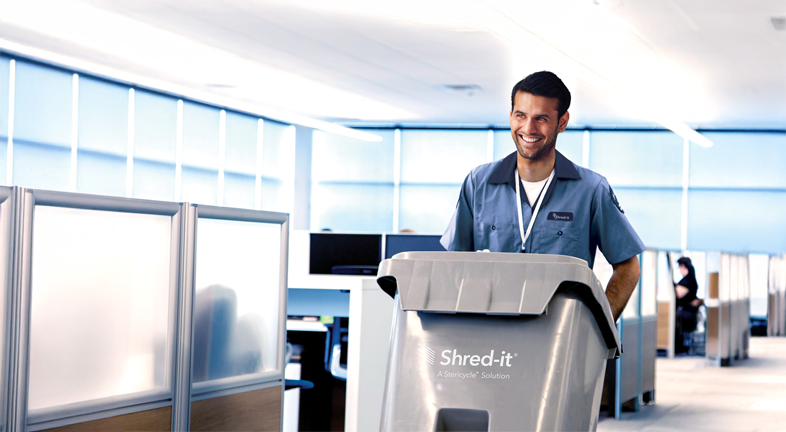 confidential waste disposal truck