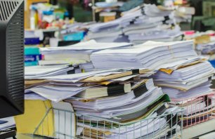 dispose-confidential-paper-waste.jpg